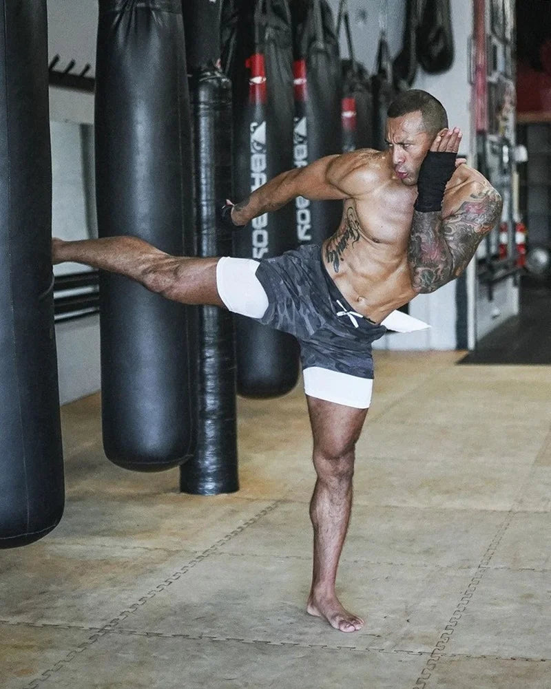 Shorts de corrida 2 em 1 para homens de secagem rápida para ginástica e treinamento físico