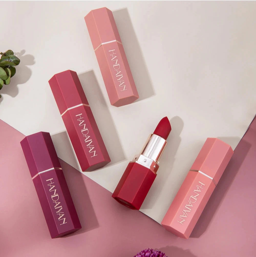 High-Pigmented Matte Lipstick for Bold, Long-Lasting Color